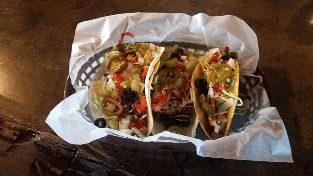 Maloney’s Sports Bar & Grill 22 80194342 2701795166546918 9044966959464054784 o 1024x576 1